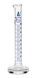 10 ml glass graduated cylinder